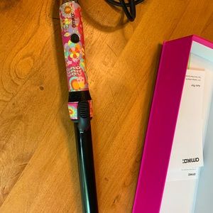 Amika Autopilot curling iron